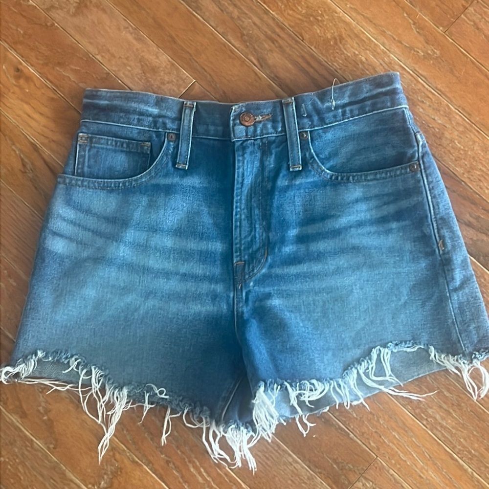 Madewell women’s 26 New without tags The Perfect Jean Short Shorts high rise - Picture 2 of 10